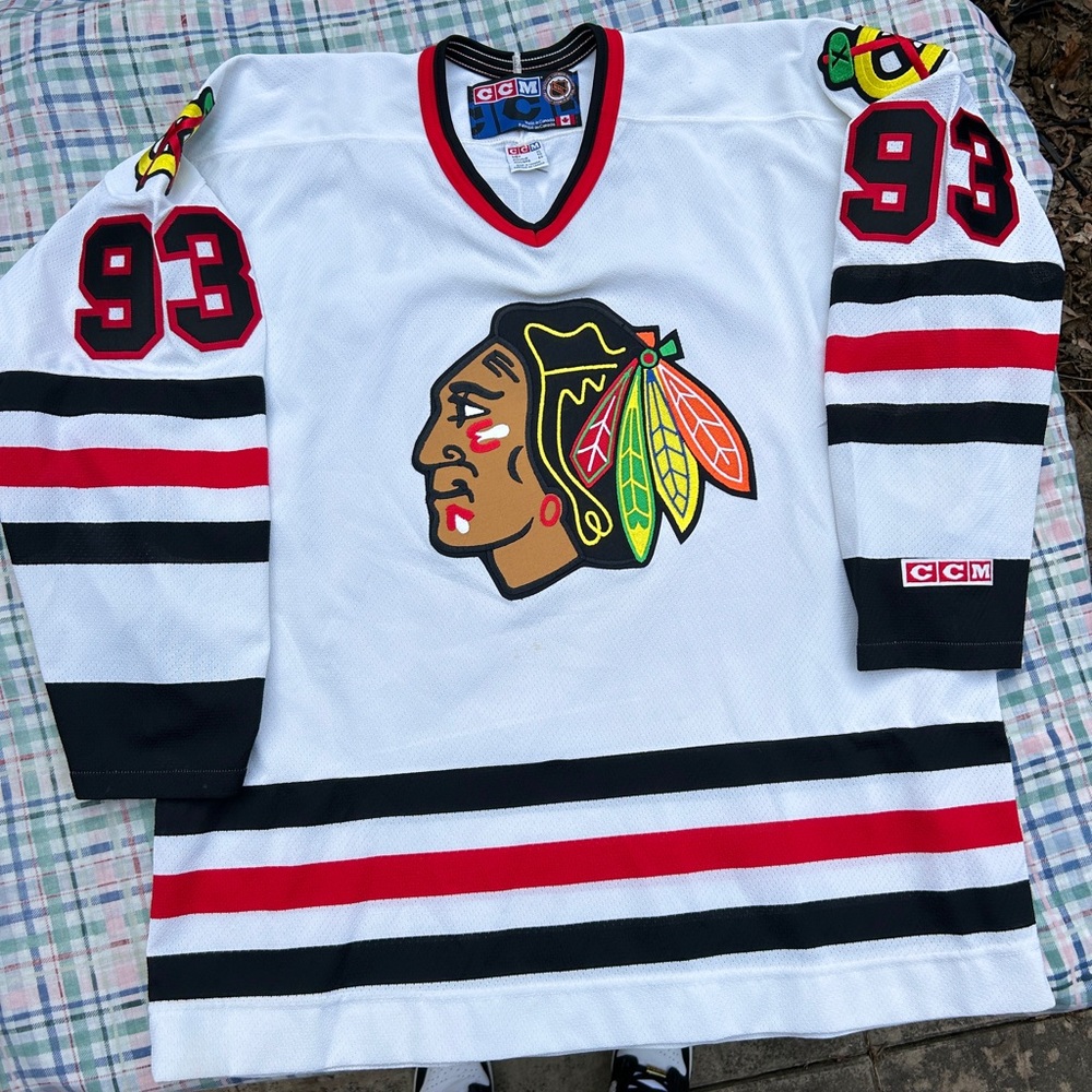 90s CCM Chicago Blackhawks Doug Gilmour NHL Jersey
Size XL - Picture 1 of 5